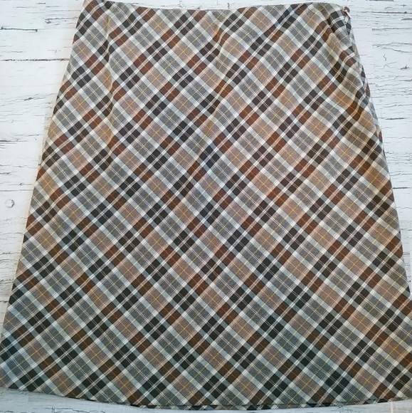 Smart Set Dresses & Skirts - ✨Vintage 90's tartan skirt ✨